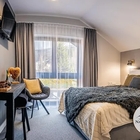 Na Osi Gondoli - Wyciagi Narciarskie, Trasy Rowerowe Tylko 70 Metrow Lägenhet *