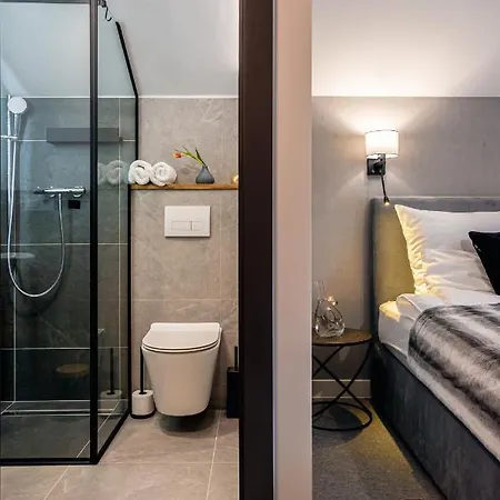 Na Osi Gondoli - Wyciagi Narciarskie, Trasy Rowerowe Tylko 70 Metrow