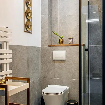 Na Osi Gondoli - Wyciagi Narciarskie, Trasy Rowerowe Tylko 70 Metrow *