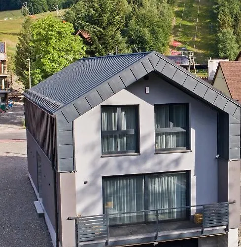 Na Osi Gondoli - Wyciagi Narciarskie, Trasy Rowerowe Tylko 70 Metrow * שצ'צ'ירק